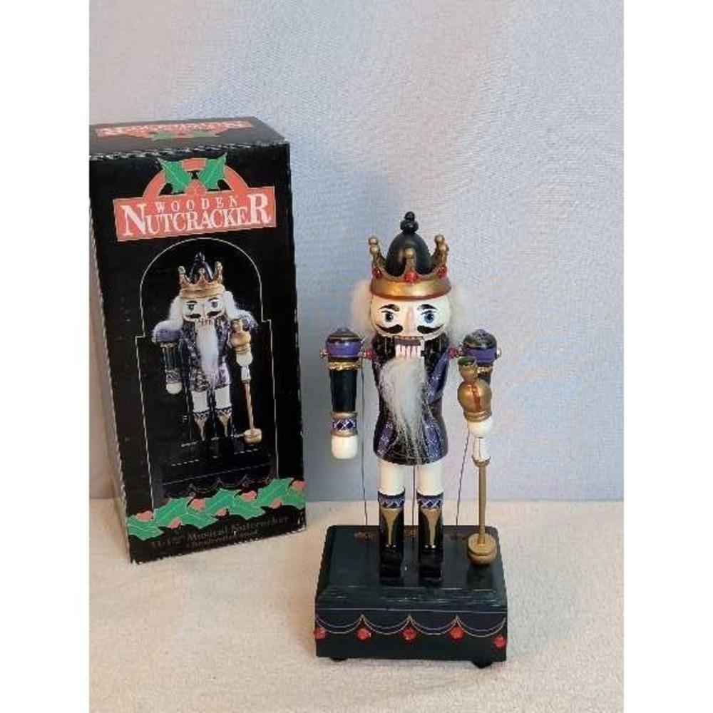 Vintage King Nutcracker Wooden Soldier Music Box Not Working Christmas Decor